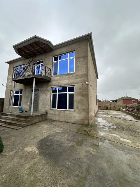 Satılır 7 otaqlı həyət evi/bağ evi 220 m² — Bakı