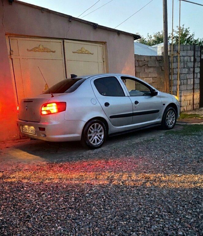 Iran Khodro Runna, 1.6 L, 2014 il, 393 000 km 99-TF-568 — Avtomobillər, Naxçıvan (2)