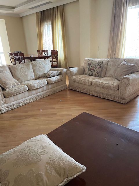 Italiya istehsali, Italdizayn magazasindan alinib, 2 divan, 2 kreslo — 2 200 ₼ · Bakı · Yumşaq mobilya dəstləri Italiya istehsali, Italdizayn magazasindan alinib, 2 divan, 2 kreslo — Bakı