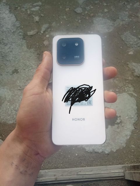 Honor X7d, 128 GB, rəng - Ağ — 250 ₼ · Bakı · Honor Honor X7d, 128 GB, rəng - Ağ — Bakı