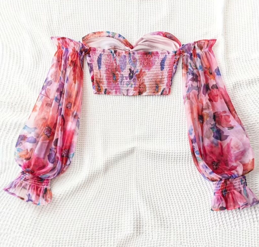 Çiçək naxışlı şifon crop top - Dizayn: Büzgülü, bardot (off-shoulder) — Köynək, Bakı (2)