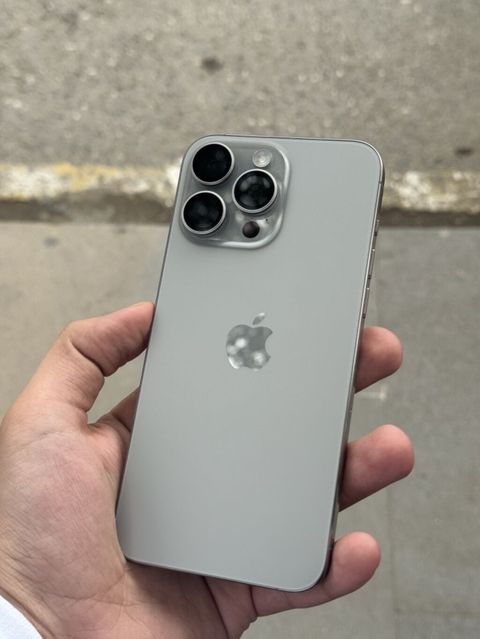 IPhone 15 Pro Max, 256 GB, Gümüşü, Face ID — 1 350 ₼ · Xırdalan · Apple iPhone IPhone 15 Pro Max, 256 GB, Gümüşü, Face ID — Xırdalan