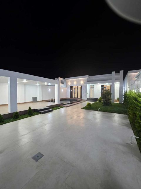 Satılır 4 otaqlı həyət evi/bağ evi 165 m² — 280 000 ₼ · Bakı · Ev, villa Satılır 4 otaqlı həyət evi/bağ evi 165 m² — Bakı