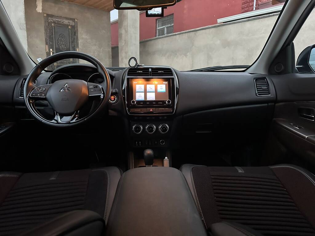 Mitsubishi Outlander, 2.0 L, 2021 il, 80 000 km 72-BB-848 — Avtomobillər, Bakı (11)
