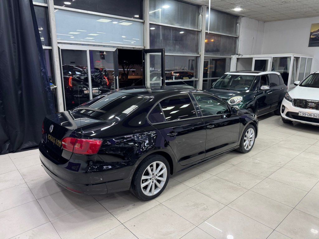 Volkswagen Jetta, 1.8 L, 2013 il, 186 000 km — Avtomobillər, Sumqayıt (11)