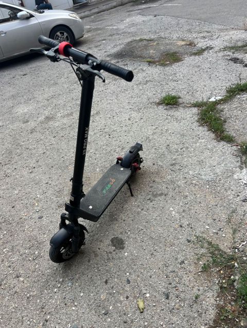 10 gundu alinib alish senedide var. x9 pro max madeldi.70 km mesafe — 950 ₼ · Bakı · Mopedlər və skuterlər 10 gundu alinib alish senedide var. x9 pro max madeldi.70 km mesafe — Bakı