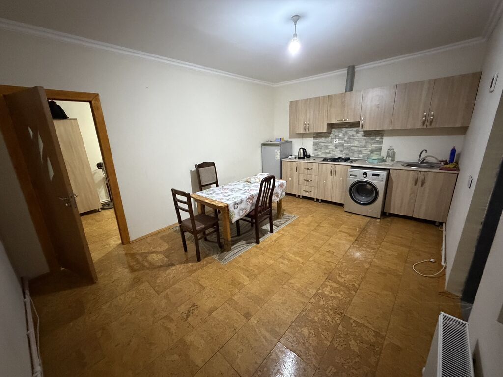 Ev kirayə verilir. Masazırda Qubadlı məktəbinin yanındadı 100-150 metr — Ev, villa, Masazır (4)