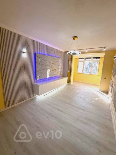 3 otaqlı mənzil, 85 m², Əhmədli qəs.C.Həsənov(Sadıqcan) küç — Mirislam