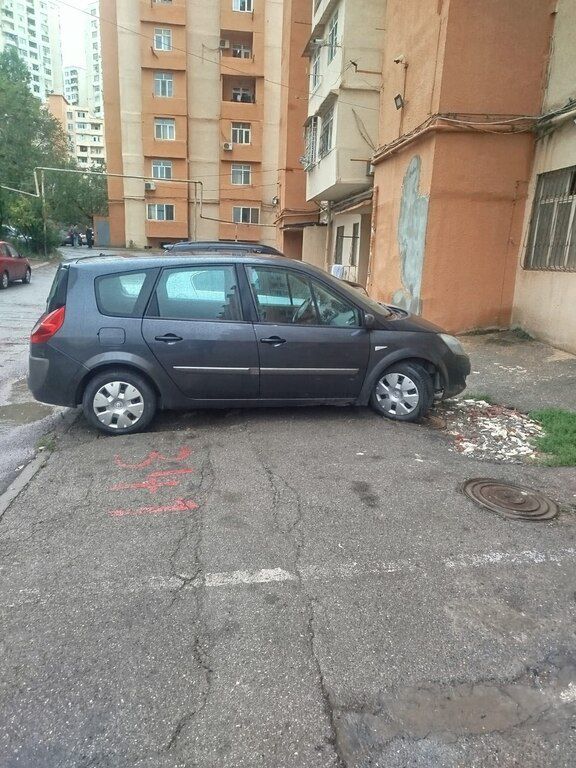 Renault Grand Scenic, 1.5 L, 2008 il, 450 000 km 99-RT-806 — Avtomobillər, Bakı (2)