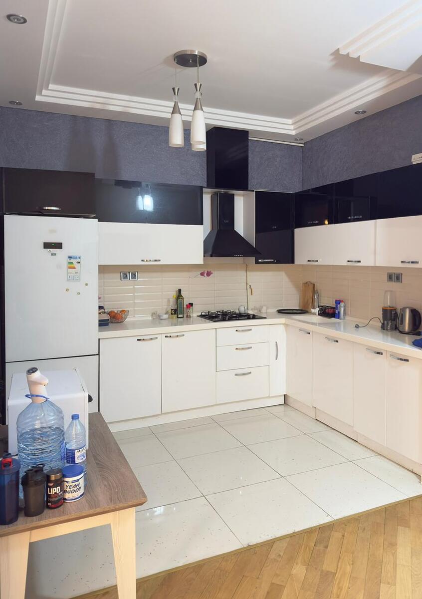 Satılır 2 otaqlı köhnə tikili 75 m² — Mənzil, Bakı (6)