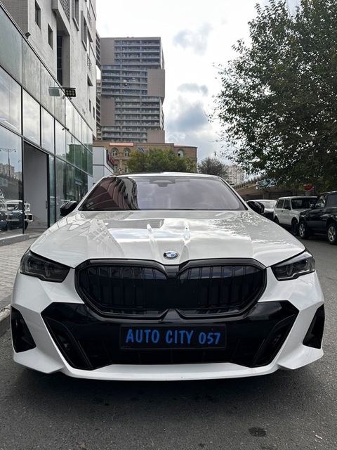 BMW 530e, 2.0 L, 19.4 kWh, 2023 il, 55 000 km — 96 900 ₼ · Bakı · Avtomobillər BMW 530e, 2.0 L, 19.4 kWh, 2023 il, 55 000 km — Bakı