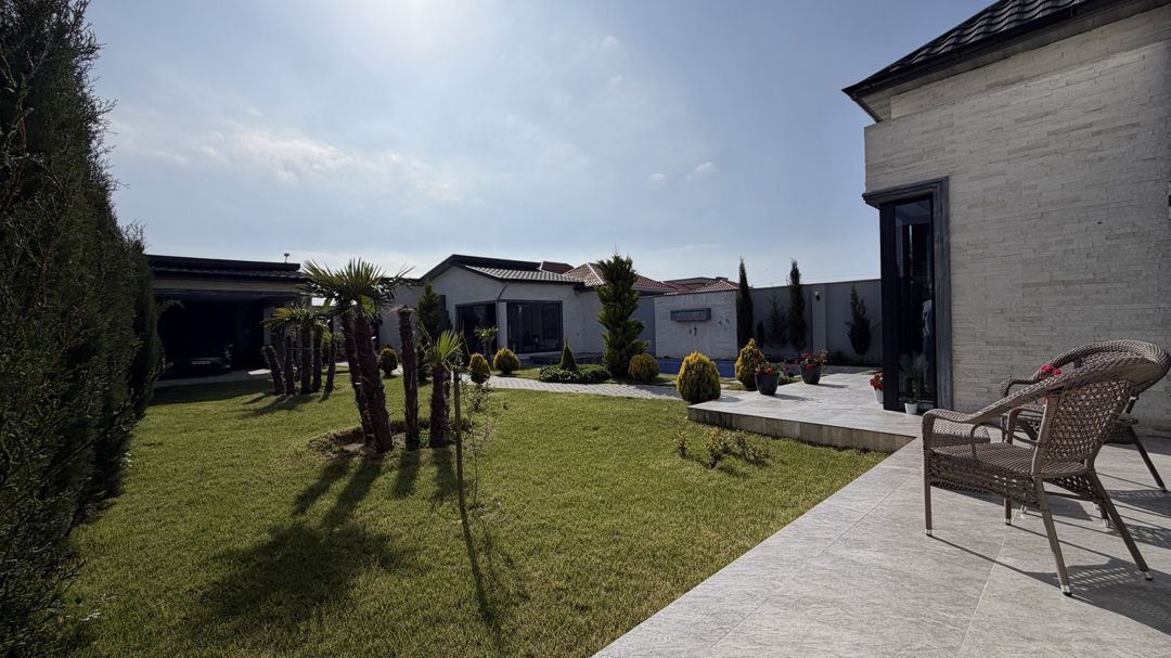 Satılır 5 otaqlı həyət evi/bağ evi 270 m² — Ev, villa, Bakı (5)