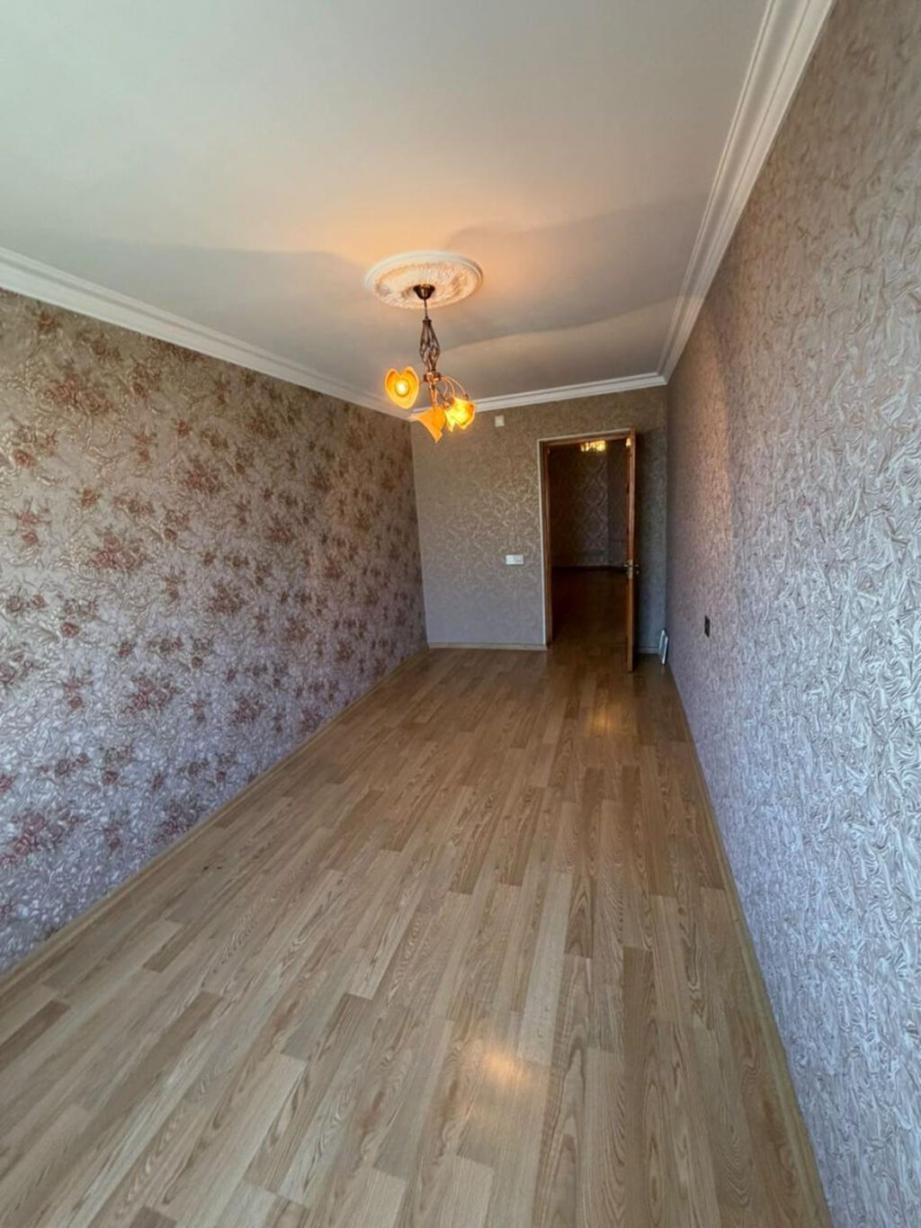 Bakı, Bakıxanov qəs., 3 otaqlı, Köhnə tikili, 76 kv. m — Mənzil, Bakı (2)