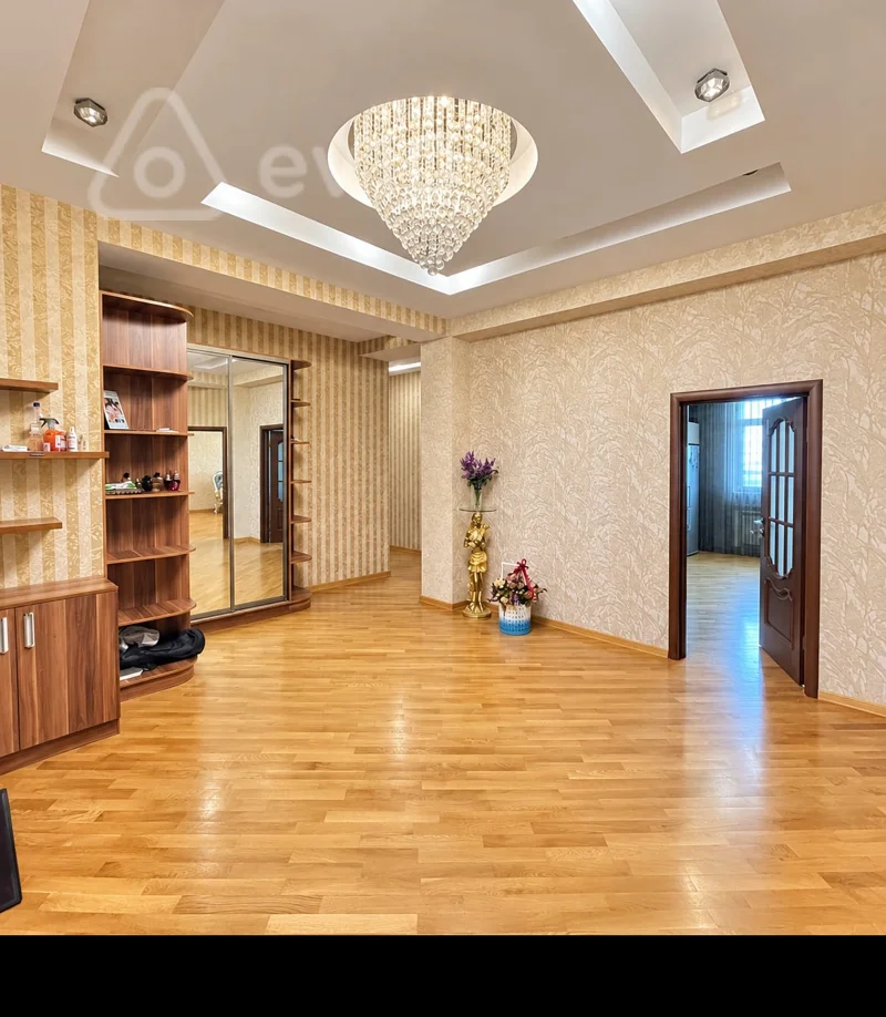 4 otaqlı mənzil, 173 m², Qulu Quliyev küçəsi — Mənzil, Bakı (12)