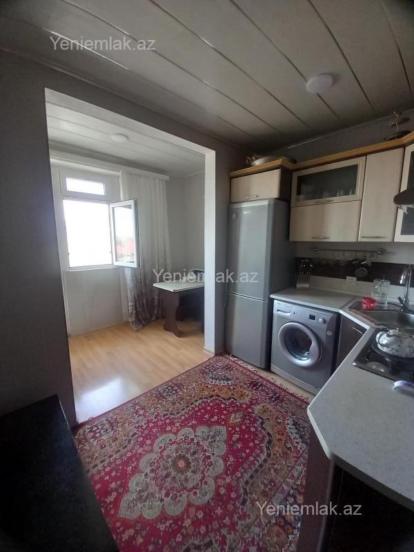 Satılır 2 otaqlı Bina evi menzil (Köhnə tikili), 58.7 m², 10-cu mikrorayon — Mənzil, Sumqayıt (5)