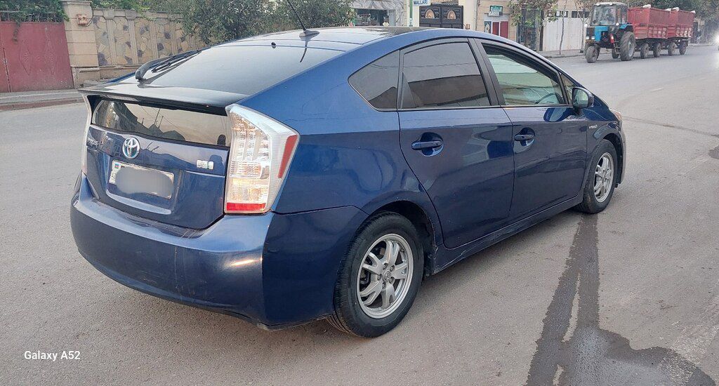 Toyota Prius, 1.8 L, 1.3 kWh, 2010 il, 327 000 km — Avtomobillər, Cəlilabad (6)