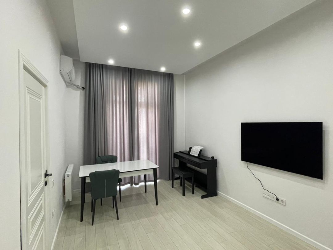 Satış: 1 otaqlı Yeni tikili, 35 m², Yasamal rayonu — Mənzil, Bakı (3)