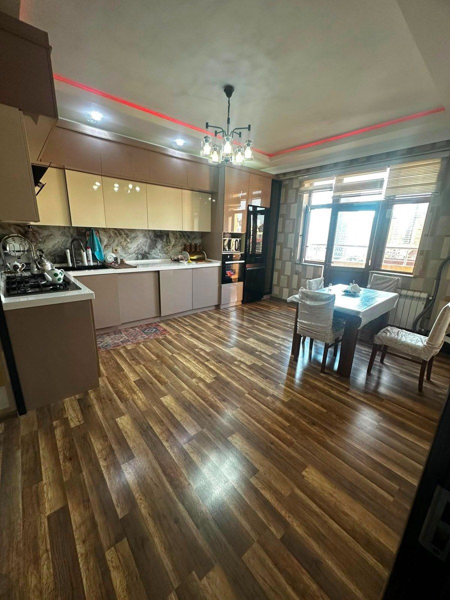 Satılır 3 otaqlı yeni tikili 140 m² — Mənzil, Bakı (8)