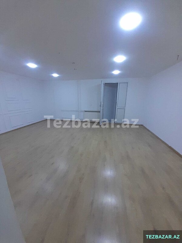 gənclikdə 60 kv mağaza vitrajlı — Ofis, Bakı (2)