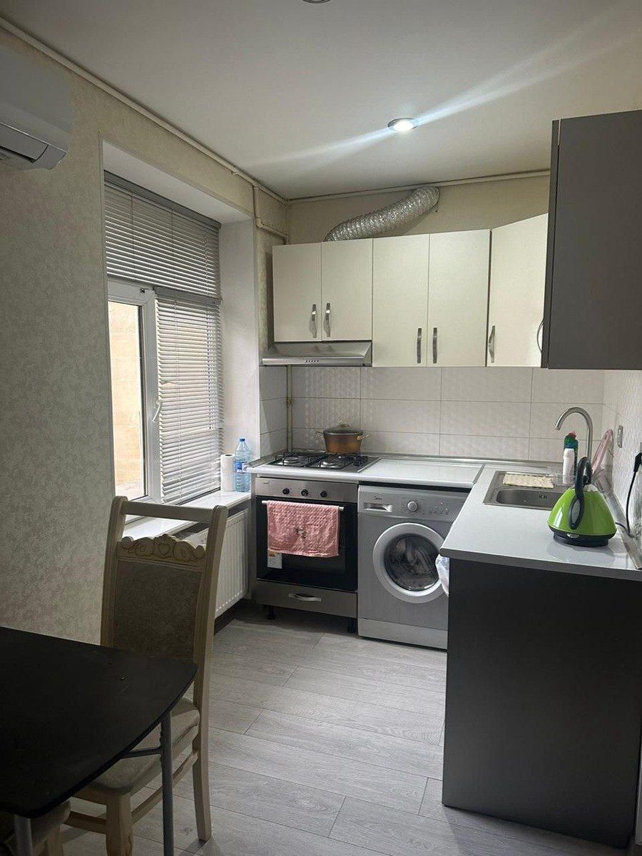 İcarəyə verilir 2 otaqlı köhnə tikili 45 m² — Mənzil, Bakı (3)