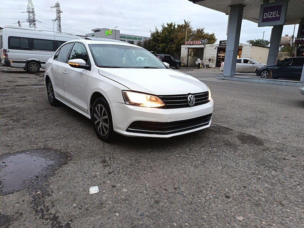 Volkswagen Jetta, 2.0 L, 2013 il, 230 000 km — Avtomobillər, Sumqayıt (4)