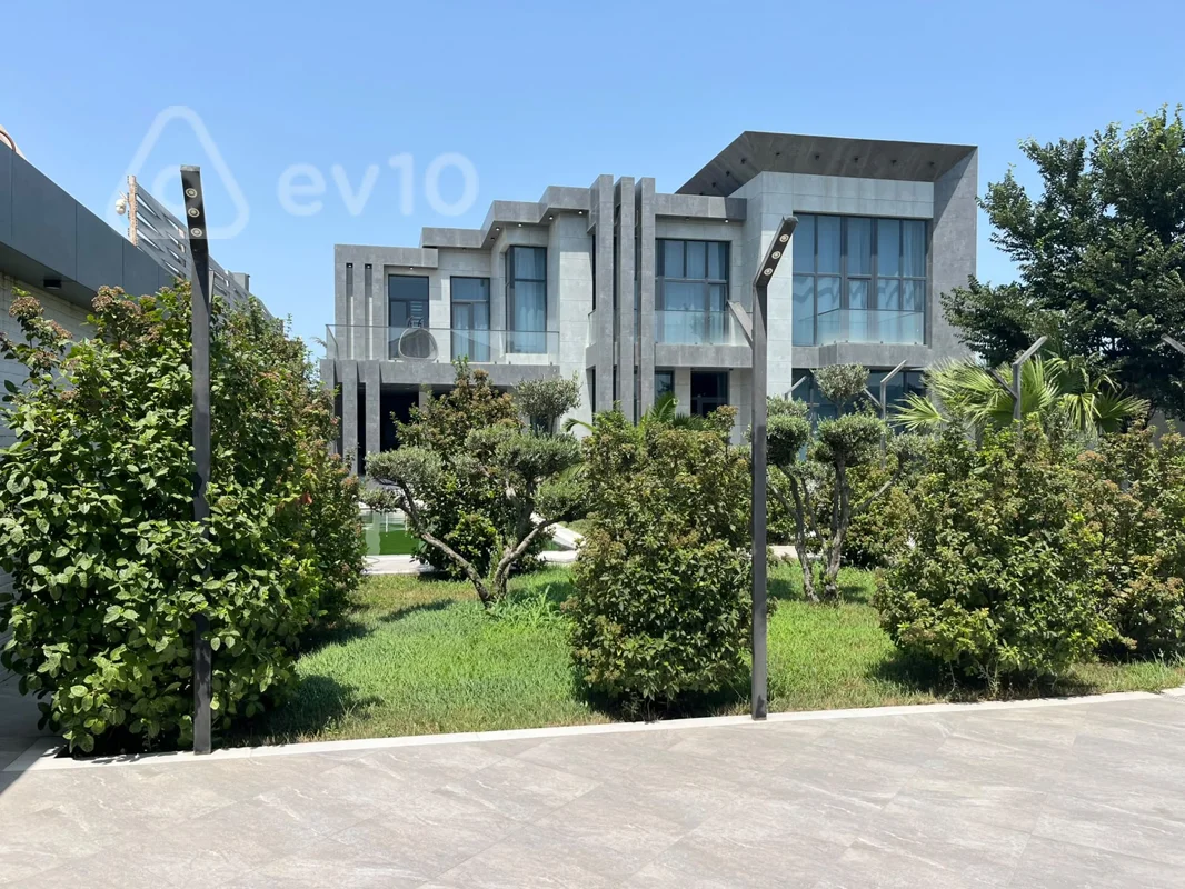 5 otaqlı həyət evi, 350 m², Şüvəlan Qala yolu — Ev, villa, Bakı