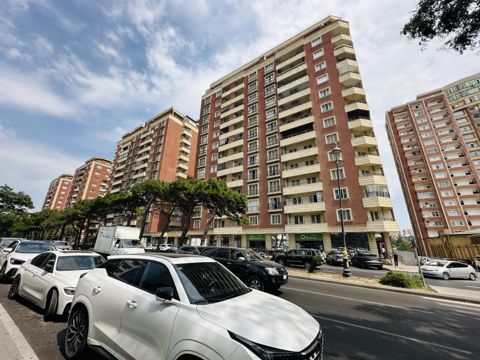İcarəyə verilir 3 otaqlı yeni tikili 140 m² — Bakı