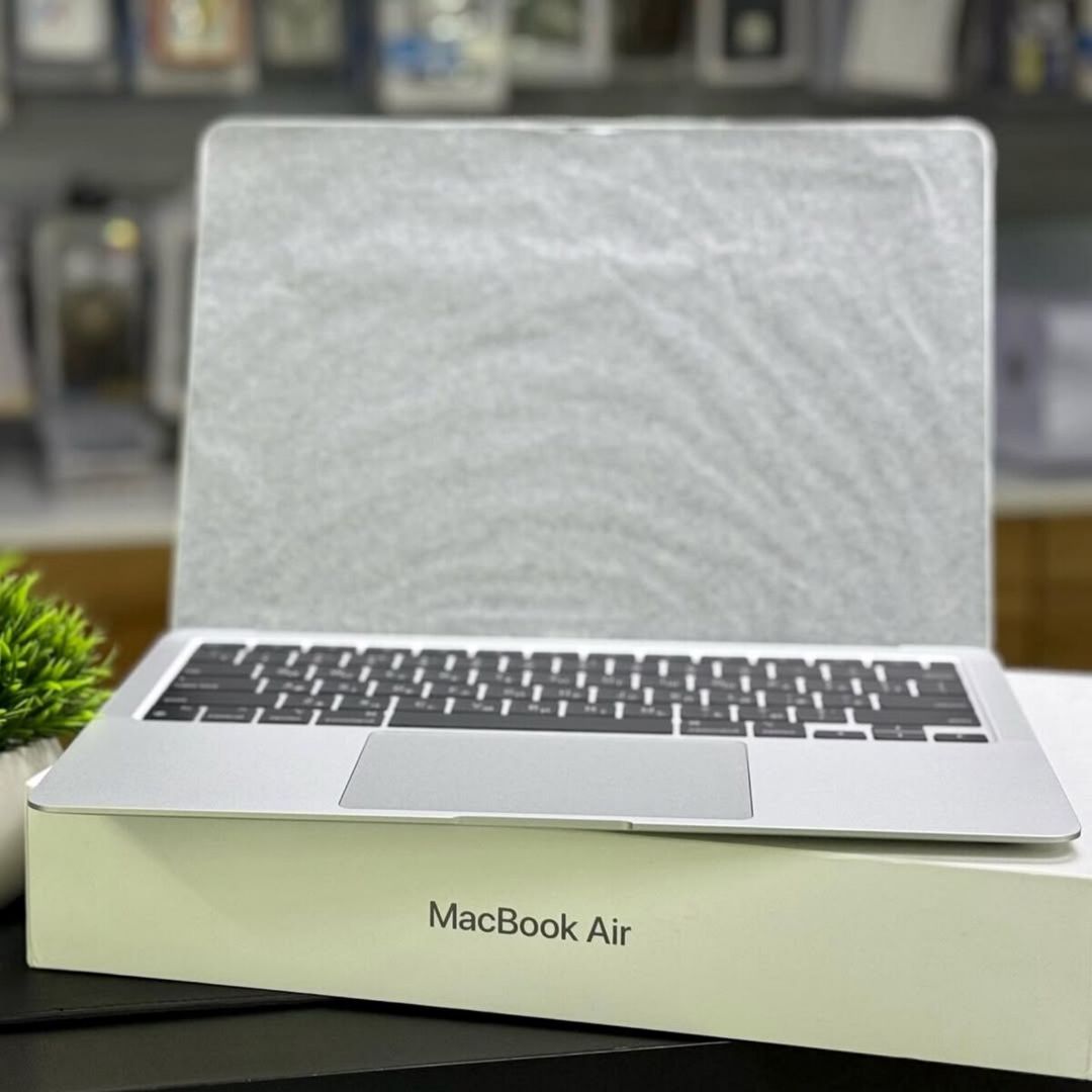 Apple MacBook M1 8/256 GB 13-İnch — Noutbuklar, Bakı (3)