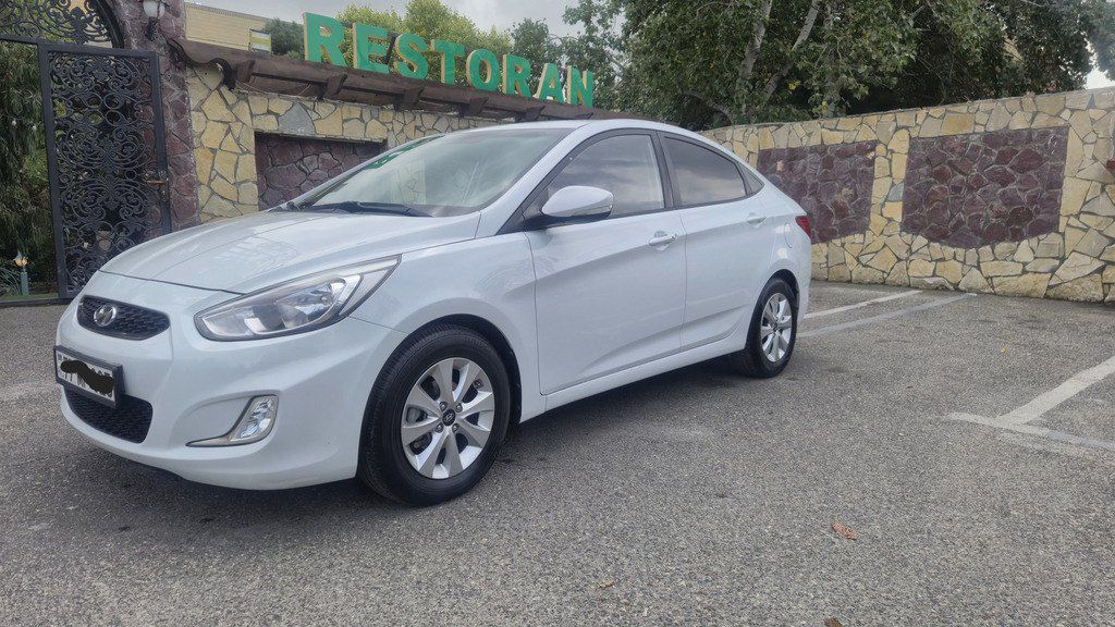 Hyundai Accent, 1.4 L, 2017 il, 165 000 km — Avtomobillər, Bakı (2)