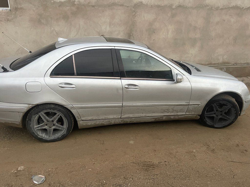 Mercedes C 240, 2.6 L, 2002 il, 375 000 km — Avtomobillər, Bakı (3)