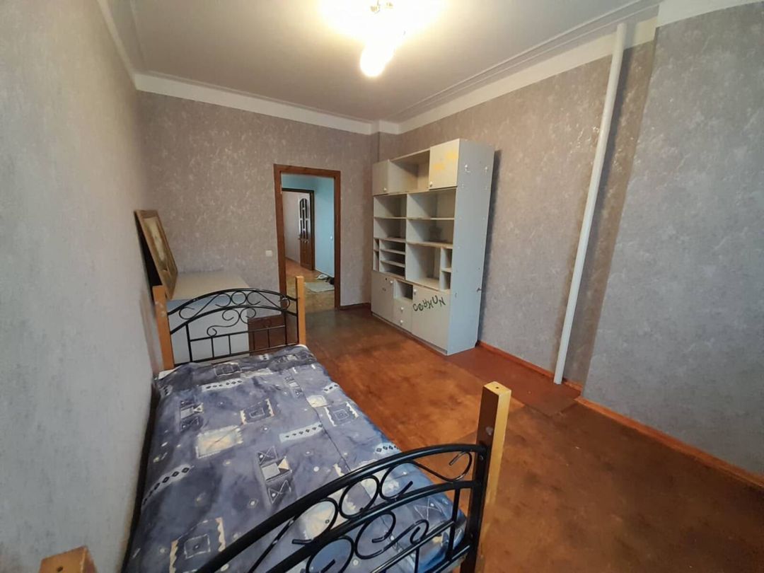 İcarəyə verilir 4 otaqlı köhnə tikili 99 m² — Mənzil, Bakı (8)