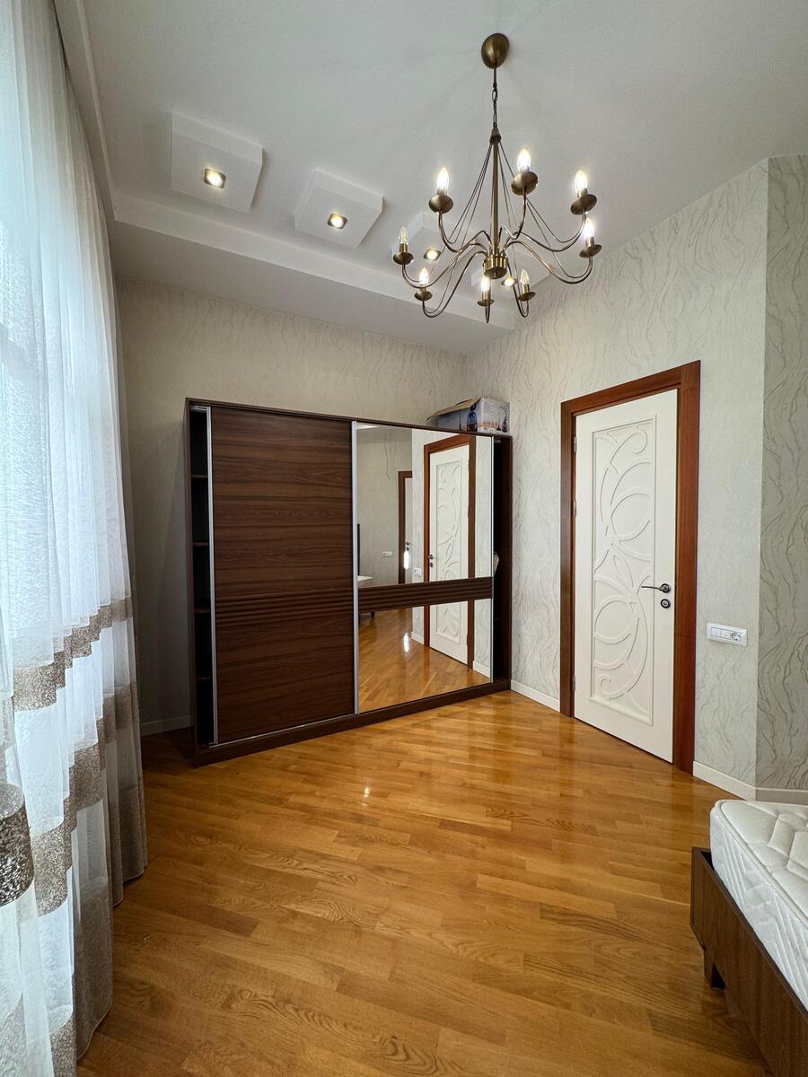İcarəyə verilir 3 otaqlı yeni tikili 140 m² — Mənzil, Bakı (12)