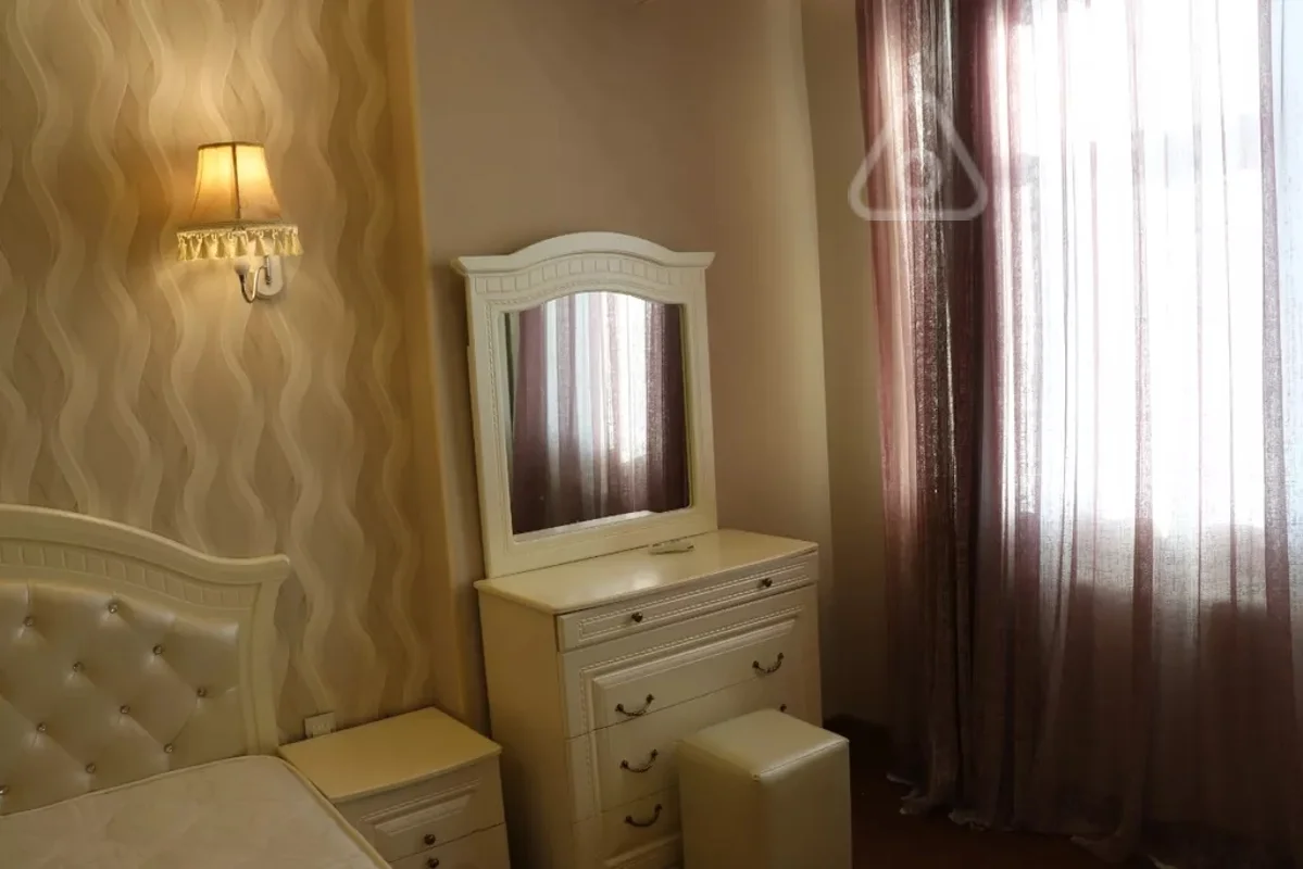 3 otaqlı mənzil, 160 m², mireli seyidov — kirayə — Mənzil, Bakı (9)