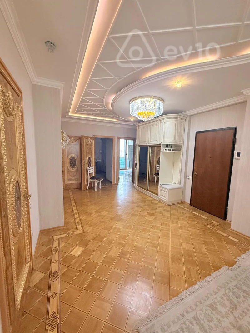 3 otaqlı mənzil, 140 m², Tələt Şıxəliyev — kirayə — Mənzil, Bakı (5)