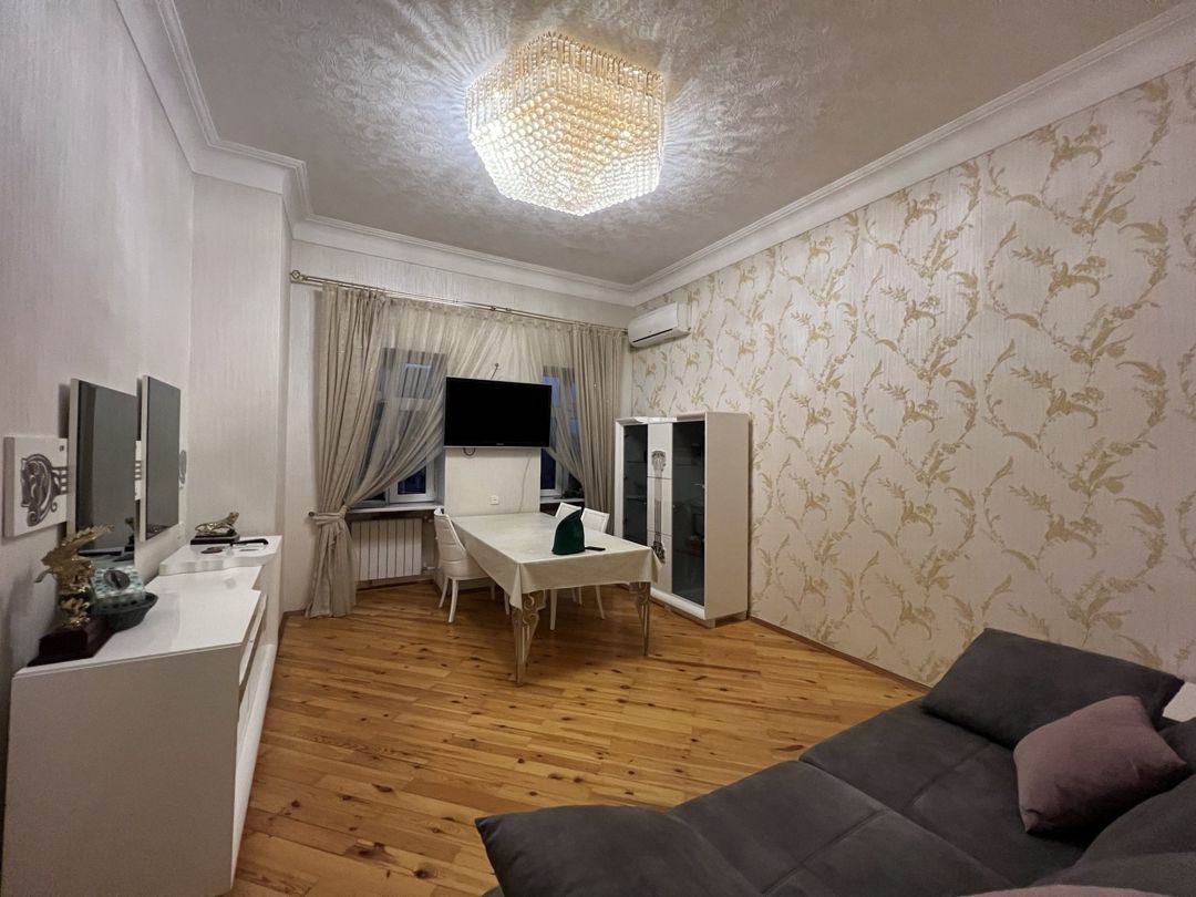 İcarəyə verilir 2 otaqlı köhnə tikili 60 m² — Mənzil, Bakı (2)