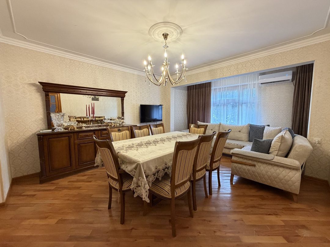 Satılır 4 otaqlı köhnə tikili 90 m² — Mənzil, Bakı (5)