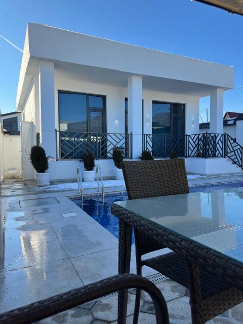 İcarəyə verilir 3 otaqlı həyət evi/bağ evi 120 m² — 170 ₼ · Qəbələ · Ev, villa İcarəyə verilir 3 otaqlı həyət evi/bağ evi 120 m² — Qəbələ