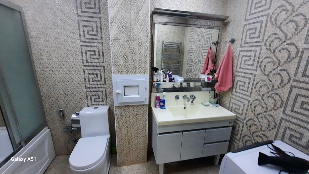 Satılır 3 otaqlı köhnə tikili 100 m² — Mənzil, Bakı (9)