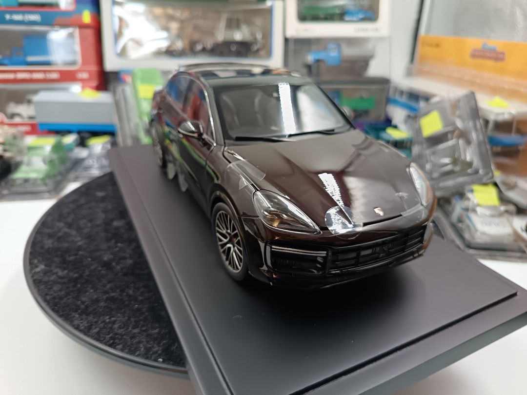 Porsche Cayenne Turbo 1/18 modeli — Kolleksiyalar, Bakı (3)