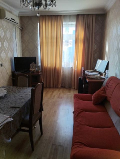 Satılır 3 otaqlı köhnə tikili 75 m² — 225 000 ₼ · Bakı · Mənzil Satılır 3 otaqlı köhnə tikili 75 m² — Bakı
