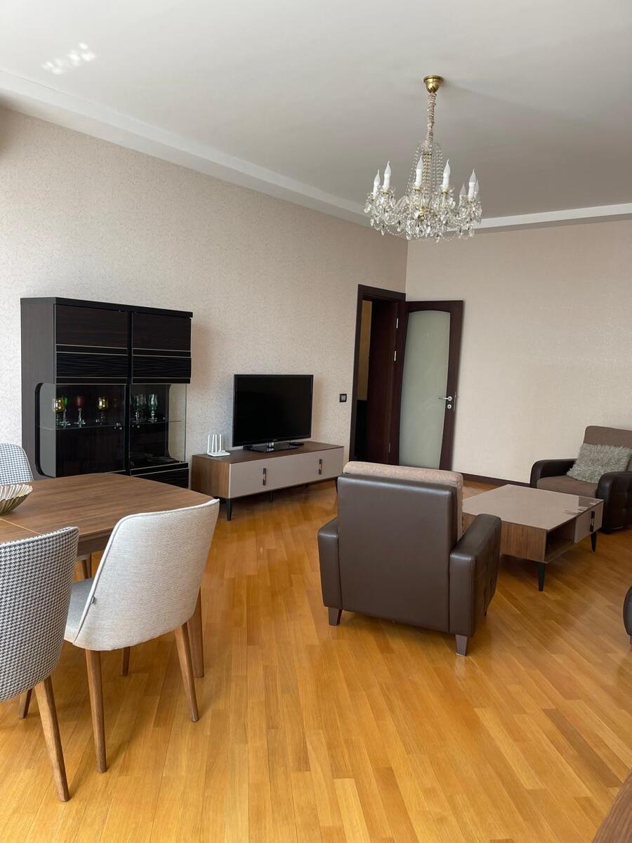 İcarəyə verilir 2 otaqlı yeni tikili 107 m² — Mənzil, Bakı (3)