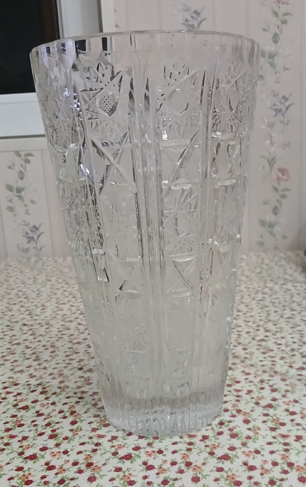 Xrustal — Vaazalar, kreslolar, süni çiçəklər, Bakı