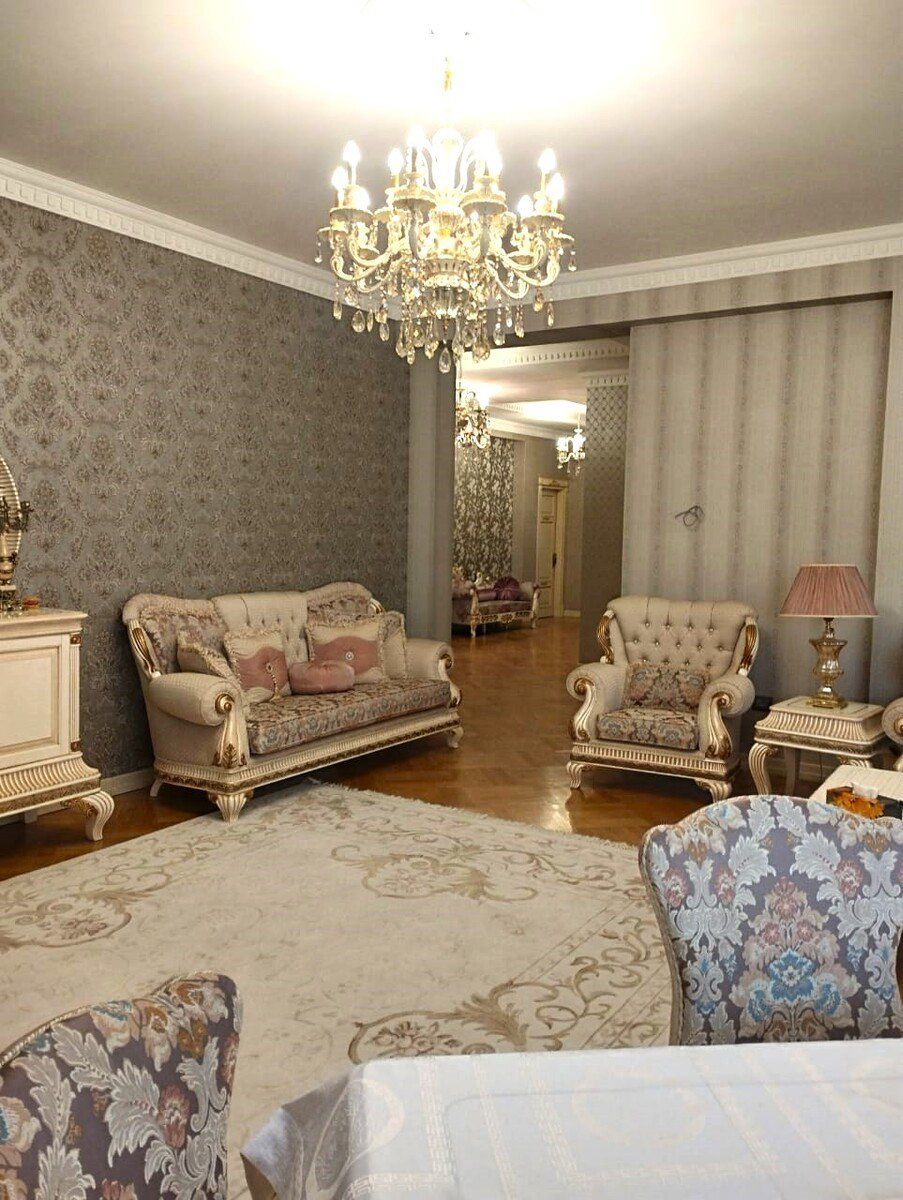 İcarəyə verilir 5 otaqlı yeni tikili 200 m² — Mənzil, Bakı (2)