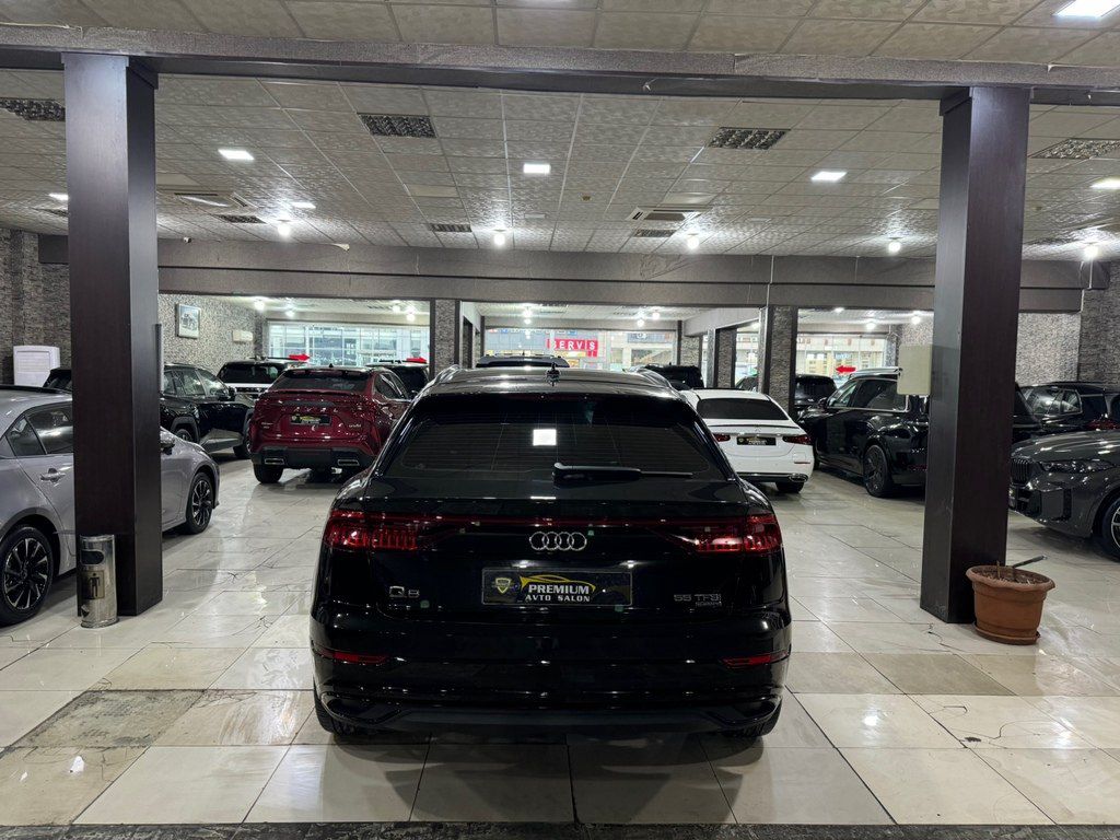 Audi Q8, 3.0 L, 2022 il, 85 000 km — Avtomobillər, Bakı (4)