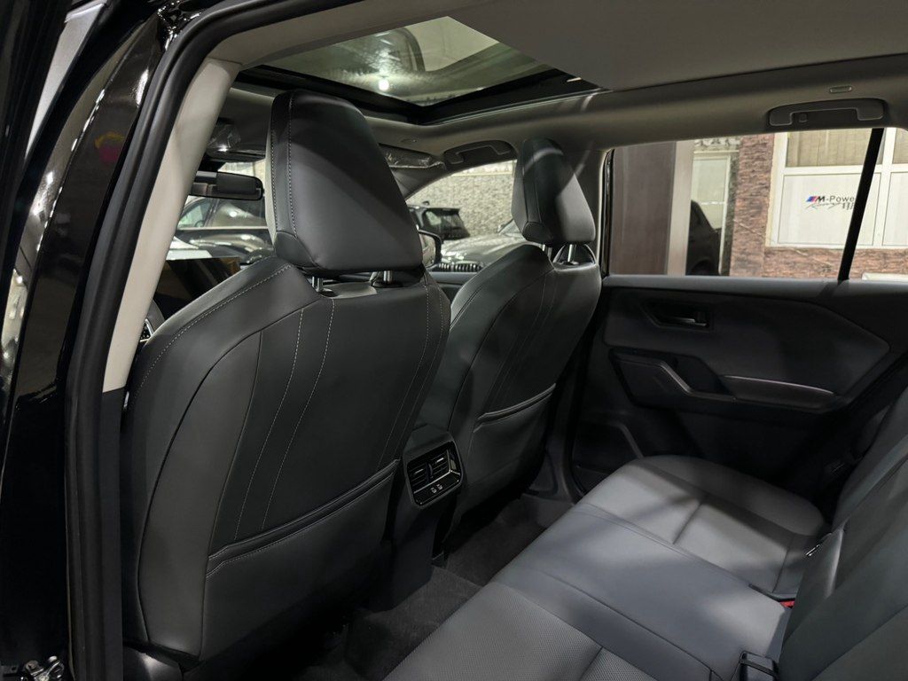 Toyota RAV4, 2.0 L, 2026 il, yeni — Avtomobillər, Bakı (10)