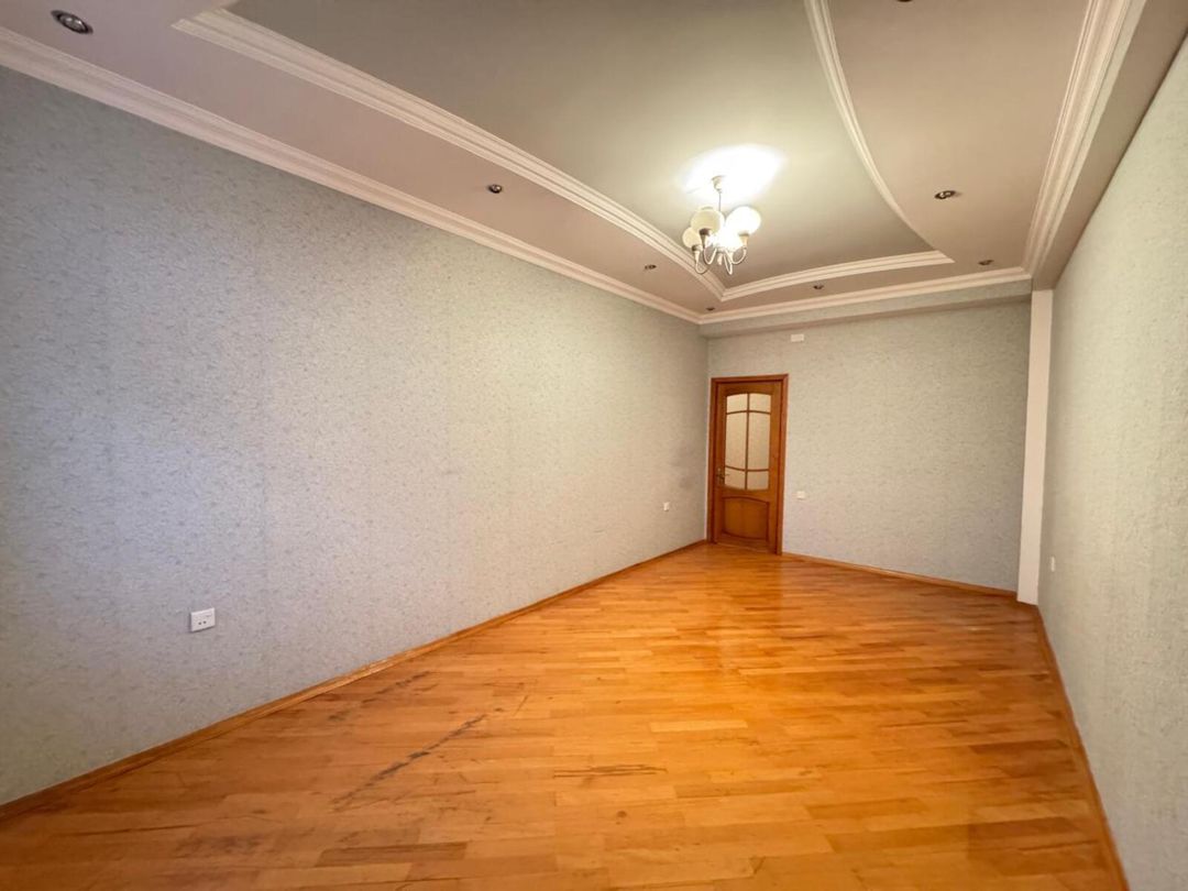 Satılır 4 otaqlı yeni tikili 160 m² — Mənzil, Bakı (10)