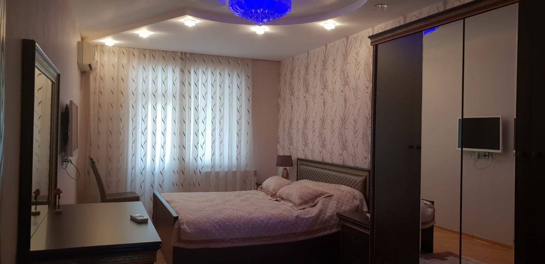 İcarəyə verilir 3 otaqlı yeni tikili 130 m² — Mənzil, Bakı (7)
