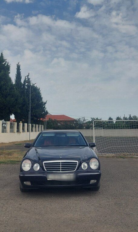 Mercedes E 200, 2.0 L, 1999 il, 411 576 km — 9 900 ₼ · Ağstafa · Avtomobillər Mercedes E 200, 2.0 L, 1999 il, 411 576 km — Ağstafa