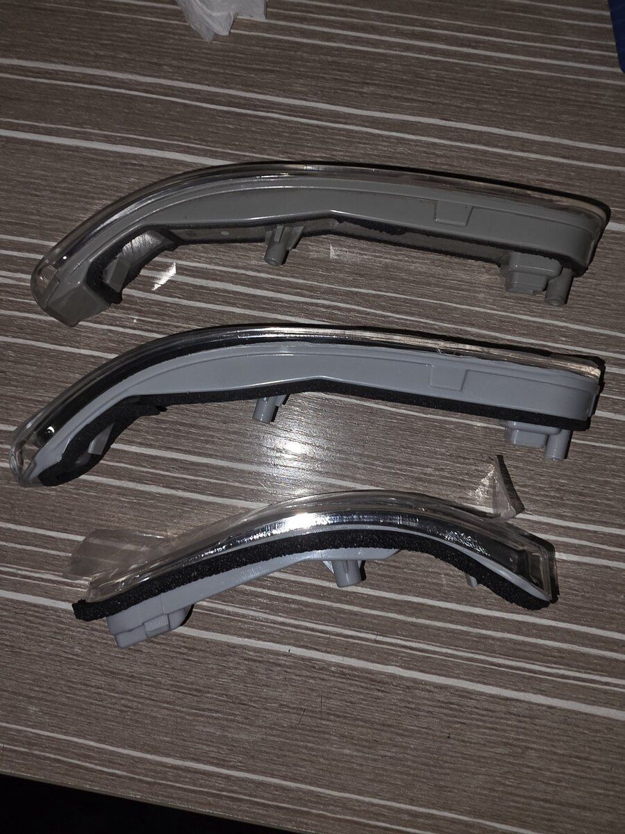 Kia Sorento güzgü led işığı — Ehtiyat hissələri və aksesuarlar, Bakı (6)