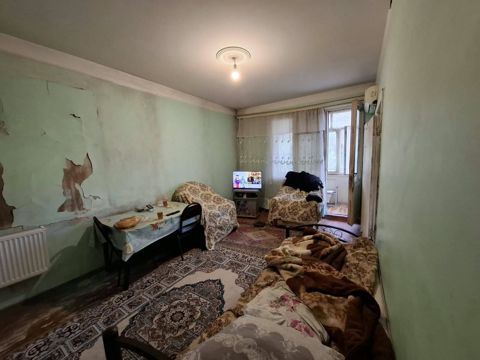 Satılır 2 otaqlı köhnə tikili 39 m² — Bakı
